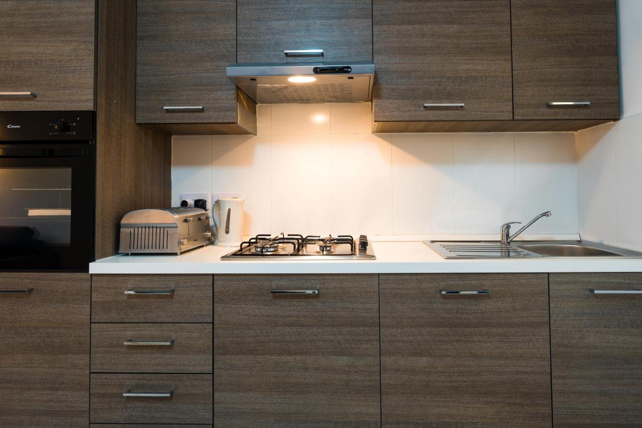 Sh5A-Qawra Prime Location 2 Bedroom Apartment セント・ポールズ・ベイ エクステリア 写真