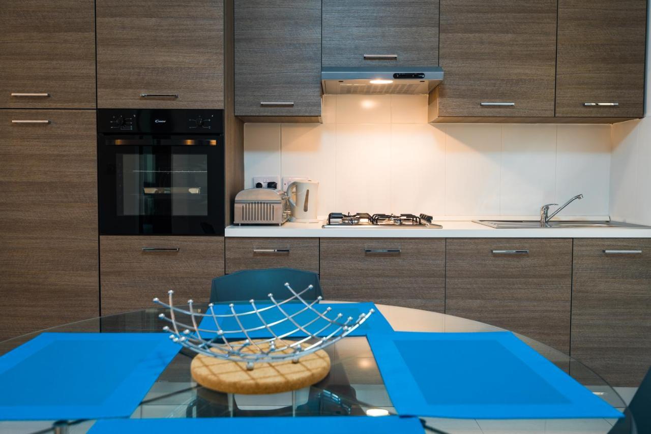 Sh5A-Qawra Prime Location 2 Bedroom Apartment セント・ポールズ・ベイ エクステリア 写真