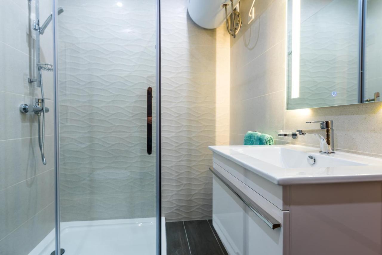 Sh5A-Qawra Prime Location 2 Bedroom Apartment セント・ポールズ・ベイ エクステリア 写真