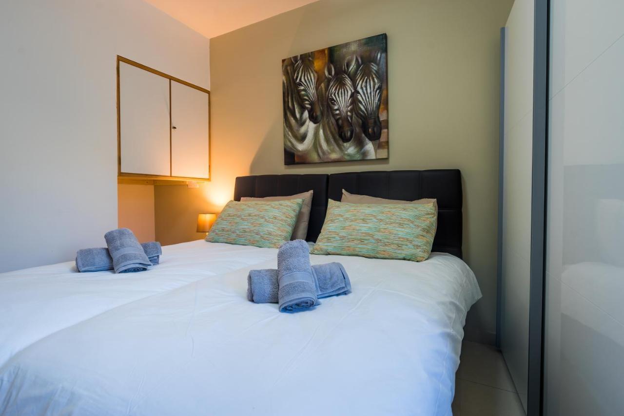 Sh5A-Qawra Prime Location 2 Bedroom Apartment セント・ポールズ・ベイ エクステリア 写真